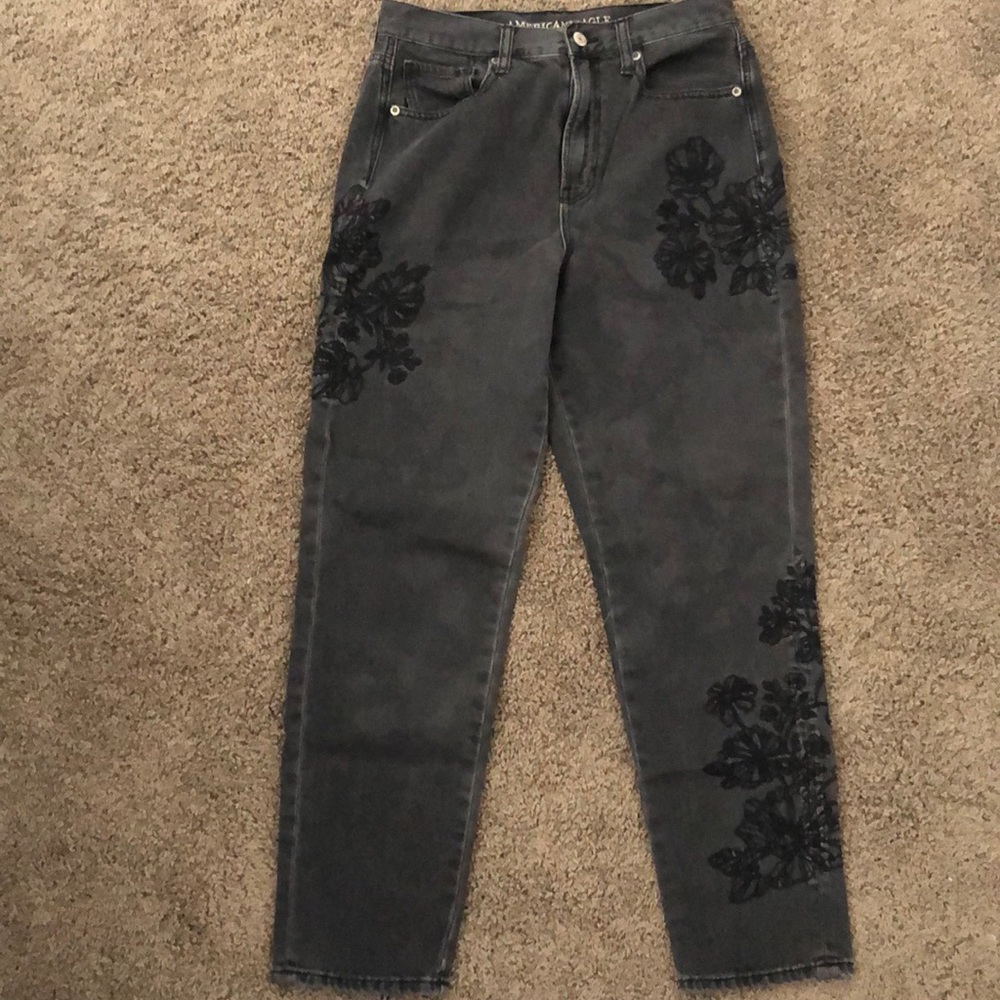 Embroidered American Eagle mom jeans